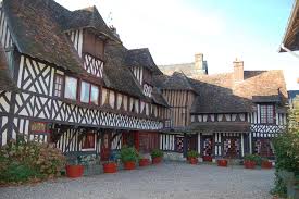 Ravalement de façade Pont-Évêque 